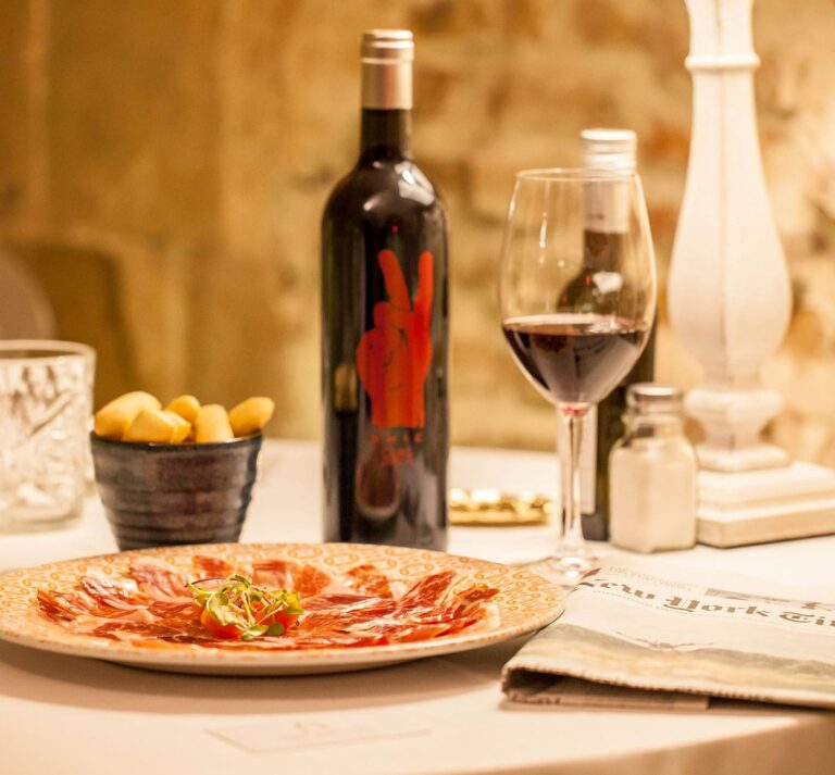 bodega de los secretos plato 3 768x713