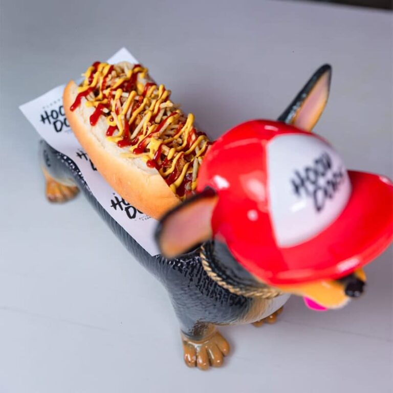 planet club hotdog 1 768x768